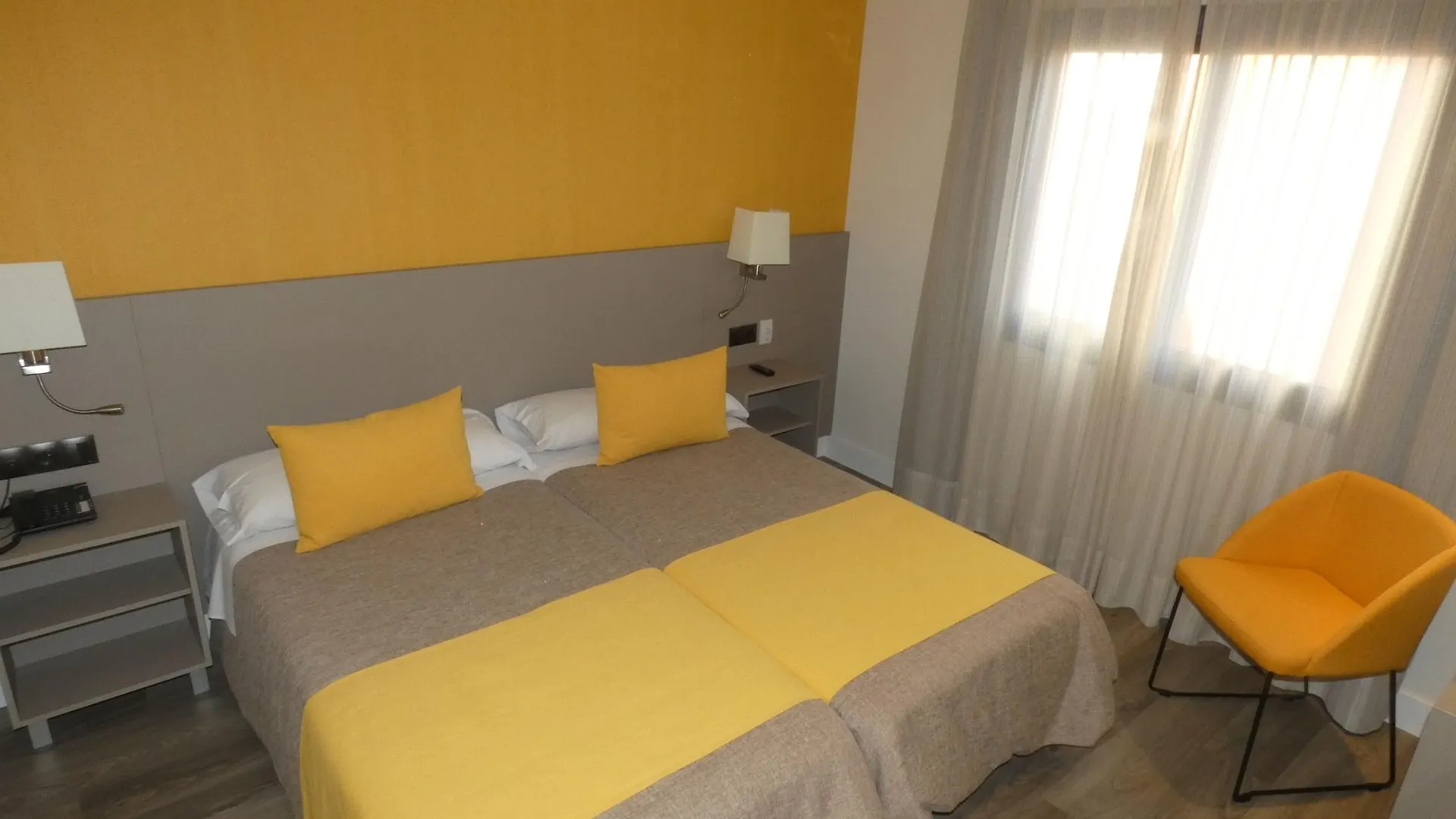 Hotel Zeus Málaga 2*,
